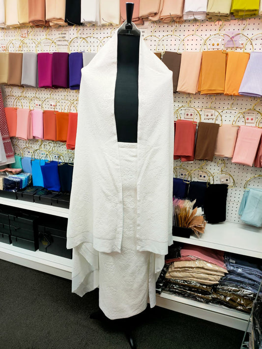 Discover the finest Ihram Hajj & Umrah at Hikmah Boutique. It's a 2-piece set made from quality Micro-Fibre material measuring 210cm by 105cm. Shop online for high-quality Ihram. Elevate your pilgrimage experience with our premium Ihram.