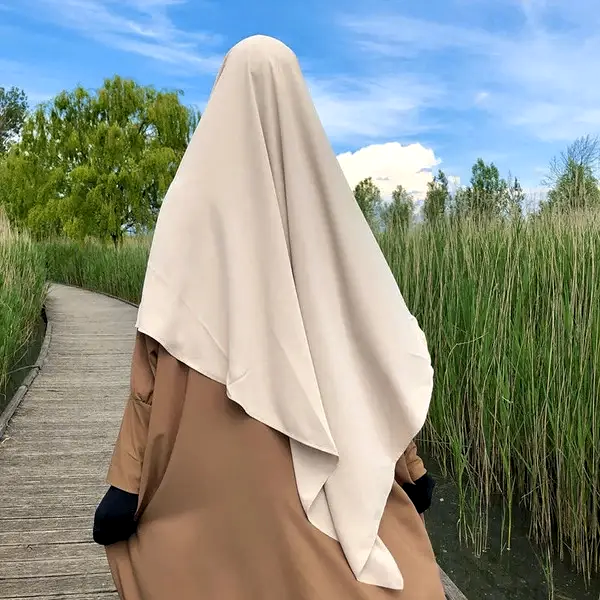 Introducing the stunning single-layer Khimar from Hikmah Boutique - a perfect blend of comfort and style for the modern Muslimah. This versatile Khimar is made of highest quality materials and expert craftsmanship, ensuring both durability and comfort. The lightweight and breathable fabric, coupled with its flowing design.
