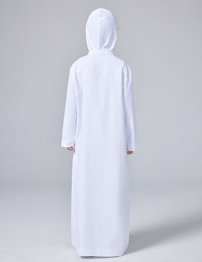 Keep your little one cozy and stylish with our white boys' thobe with hoodie. This Islamic attire is perfect for everyday wear or special occasions. Shop now!