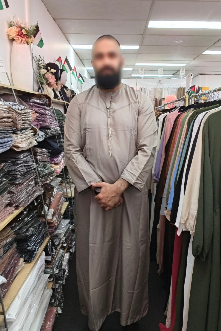 Shop the Daffah Thobe in Taupe at Hikmah Boutique. Perfect for those seeking stylish yet modest traditional thobes for men in Australia. Buy Thobes Online.