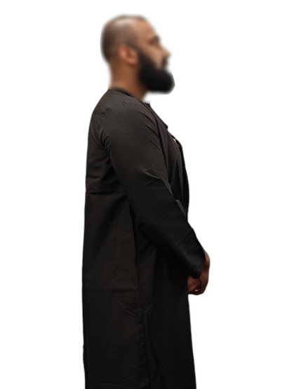 Black Thobe Daffah Emirati Style by Hikmah Boutique Australia. Featuring comfortable fabric, emirati style, this modest clothing is perfect for everyday wear. 