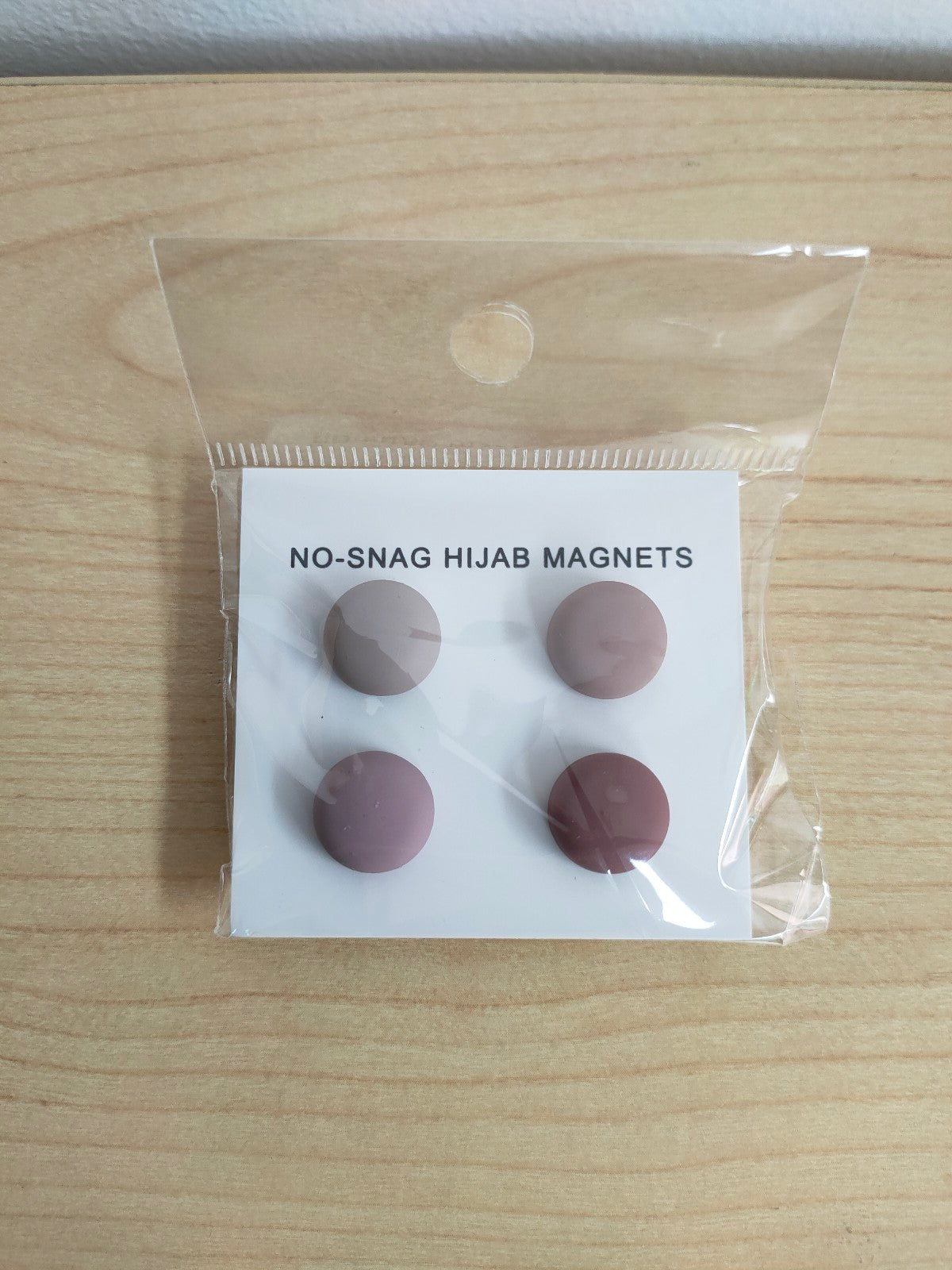 Discover our Dusty Pink Hijab Magnets at Hikmah Boutique. Strong hold, elegant design. Perfect for all hijab styles. Shop now for premium quality!