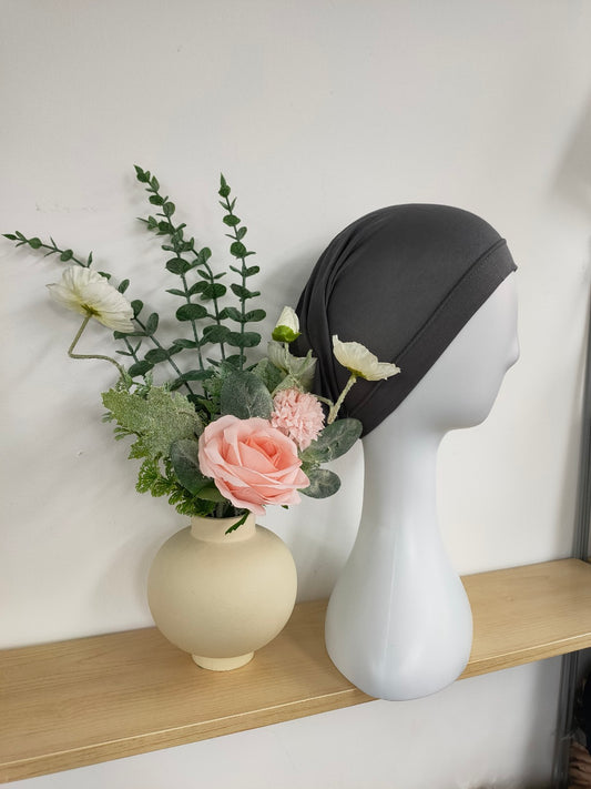 Shop the Hijab Open Undercap in Grey at Hikmah Boutique. Combining sophistication and comfort, this high-quality undercap keeps your hijab in place. Discover the best in modest clothing in Sydney, Australia, at a reasonable price.