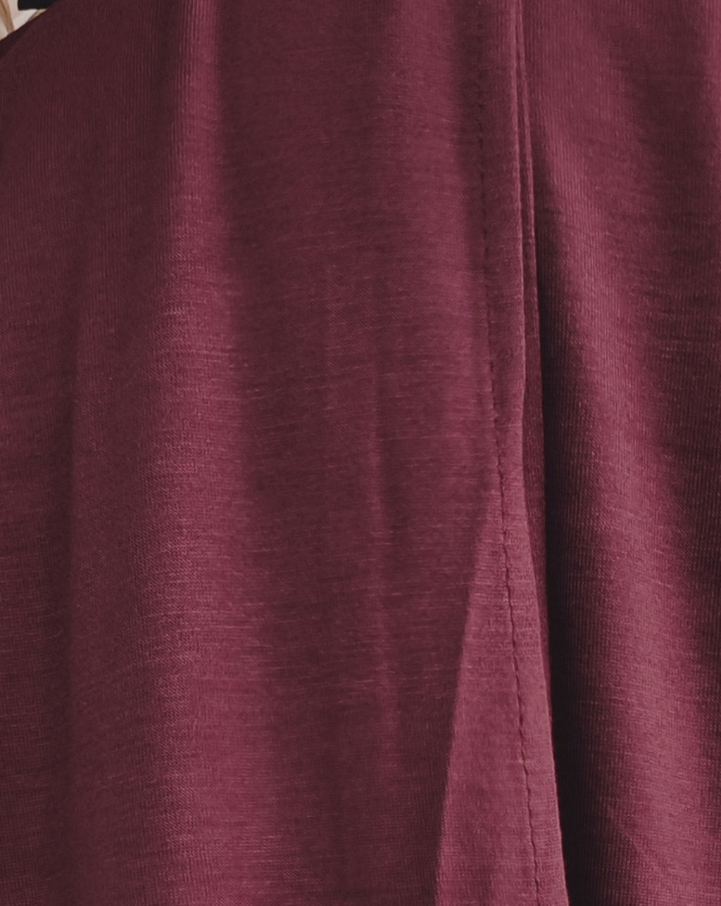 Discover our premium Maroon Jersey Hijab at Hikmah Boutique. Soft, comfortable, and perfect for summer. Shop now at the best online hijab shop for stylish and affordable modest clothing.