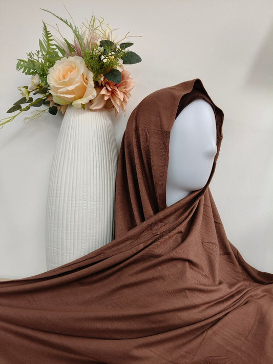 Shop the Mocha Jersey Hijab at Hikmah Boutique. Premium quality Jersey Hijab, super soft, and non-slippery Jersey Hijab. Available at discounted prices with fast shipping Australia-wide.