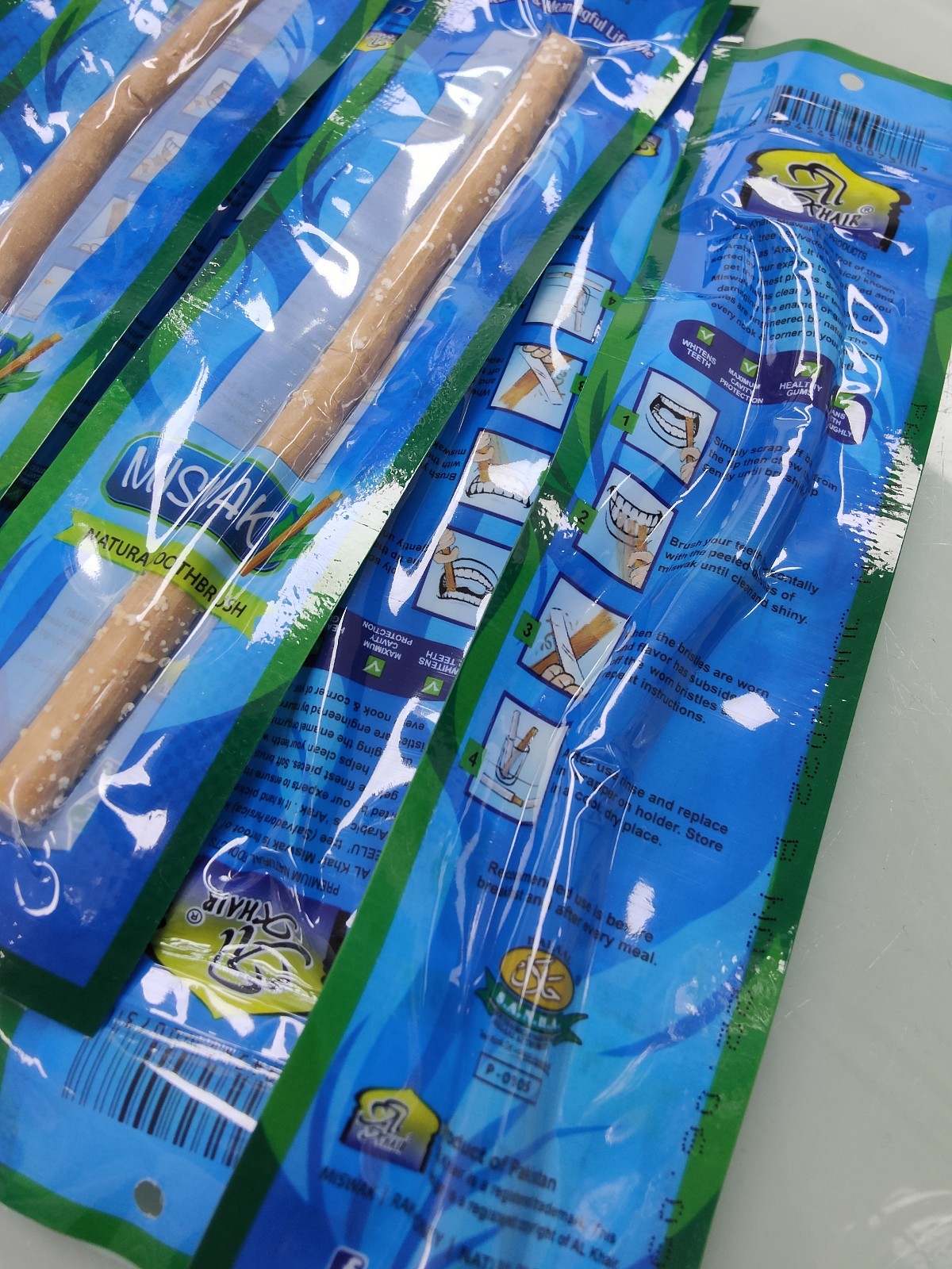 Discover the benefits of Miswak (Siwak) for oral hygiene. Our organic Miswak sticks promote healthy teeth and gums, teeth whitening, and fresh breath. Shop now!