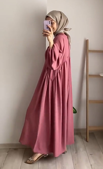 Shop the Modest Summer Abaya in Dusty Rose at Hikmah Boutique. Made from breathable crepe fabric, perfect for hot weather. Available online in all sizes. Buy now!