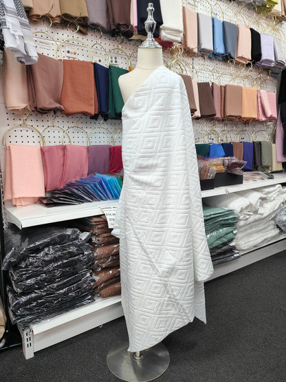 Prepare your young pilgrim for Hajj and Umrah with the Premium Ihram 2-Piece Set for Kids from Hikmah Boutique. Lightweight, seamless design for comfort. Fast shipping in Australia and worldwide.