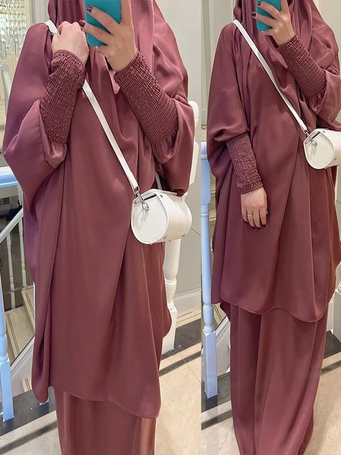 Elevate your modest fashion with our Satin French Jilbab in Blush Pink. Available exclusively at Hikmah Boutique. Shop online in Australia for premium quality French Jilbabs and enjoy timeless elegance.