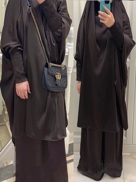 Discover elegance with our Satin French Jilbab in Dark Coffee, exclusively available at Hikmah Boutique Australia. Made from premium satin material, this two-piece set offers comfort and style for any occasion. Shop online now!