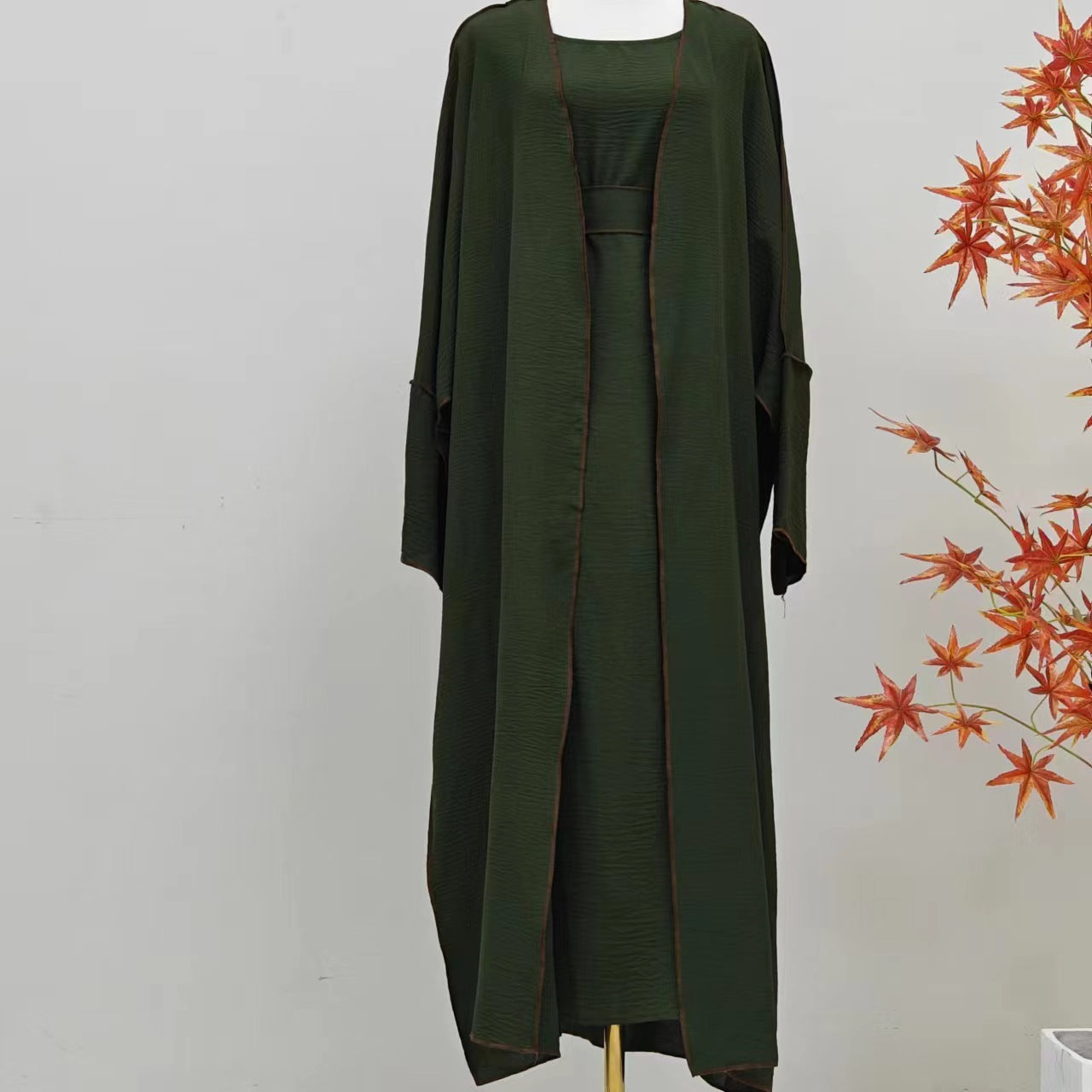 Stay Modest in style with the Summer Abaya 2-Piece Set in Dark Olive, perfect for Islamic modest fashion enthusiasts at Hikmah Boutique Australia Online.