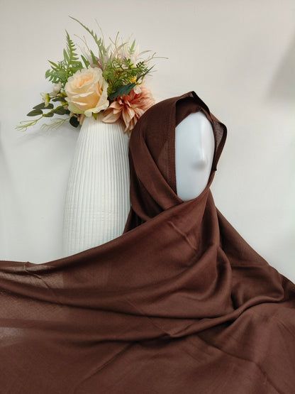 Discover hijab set for all occasions, from casual outings to formal events. Our Hijab Set with matching undercap offers a variety of styles, ensuring you always have the perfect hijab set for any event.