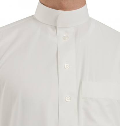 Our Mens Thobe is a Traditional Saudi Style Thobe. It's an elegant design white Thobe with traditional style collar, full sleeves and perfectly stitch. This white Thobe is made with high quality premium material. This Mens Thobe will poise your style, redefine your elegance while fulfilling the religious obligations. 