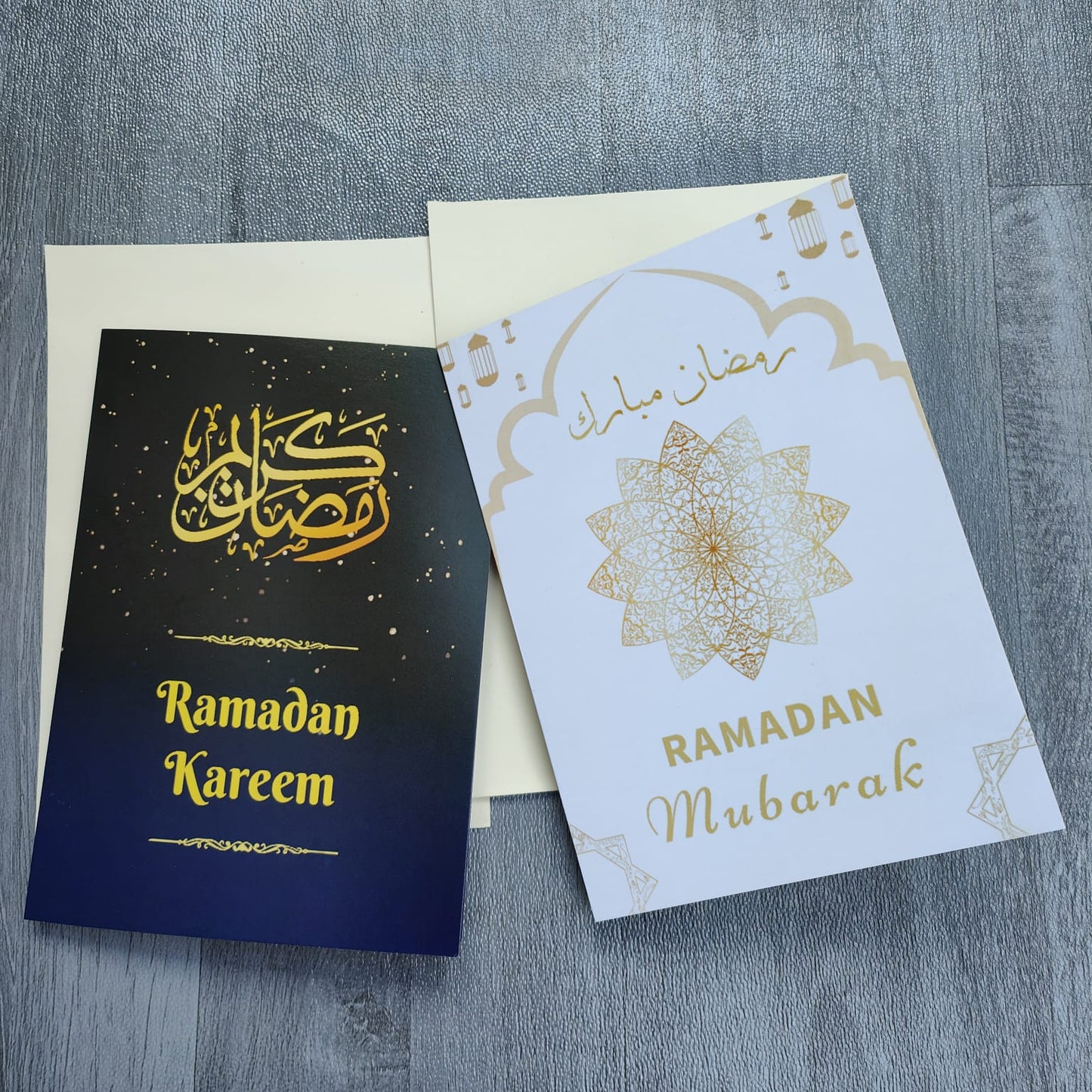 Ramadan Mubarak greeting card has a unique and elegant design, incorporating intricate patterns & colors. They are printed on high-quality paper, and feature thoughtful messages in Arabic motif and English. This greeting card provides a thoughtful and personal way to send greetings to friends and family for Ramadan. 