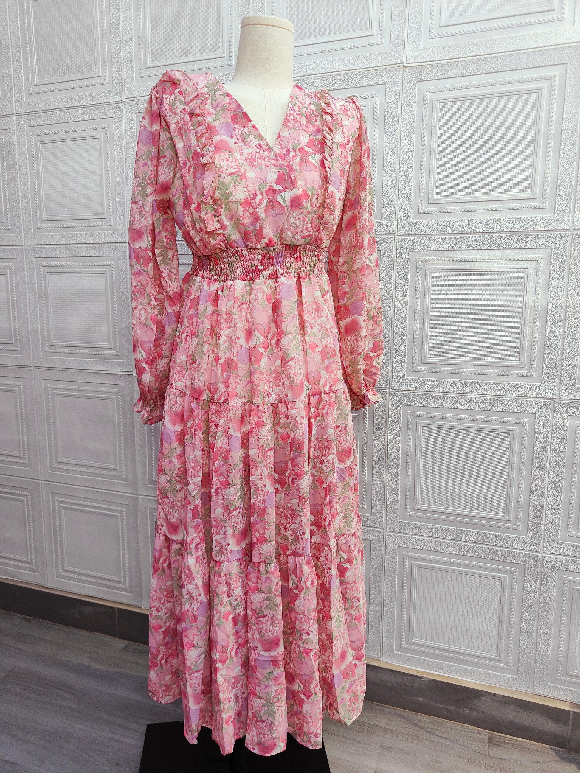 Make a statement in the new Floral Summer Dress by Hikmah Boutique. This Summer Dress features a feminine abstract floral print, puff sleeves with elasticated cuffs, and swish ready voluminous skirt. Perfect for cocktail events or any evening soirees! This party dress is made from the softest yet premium fabric. 