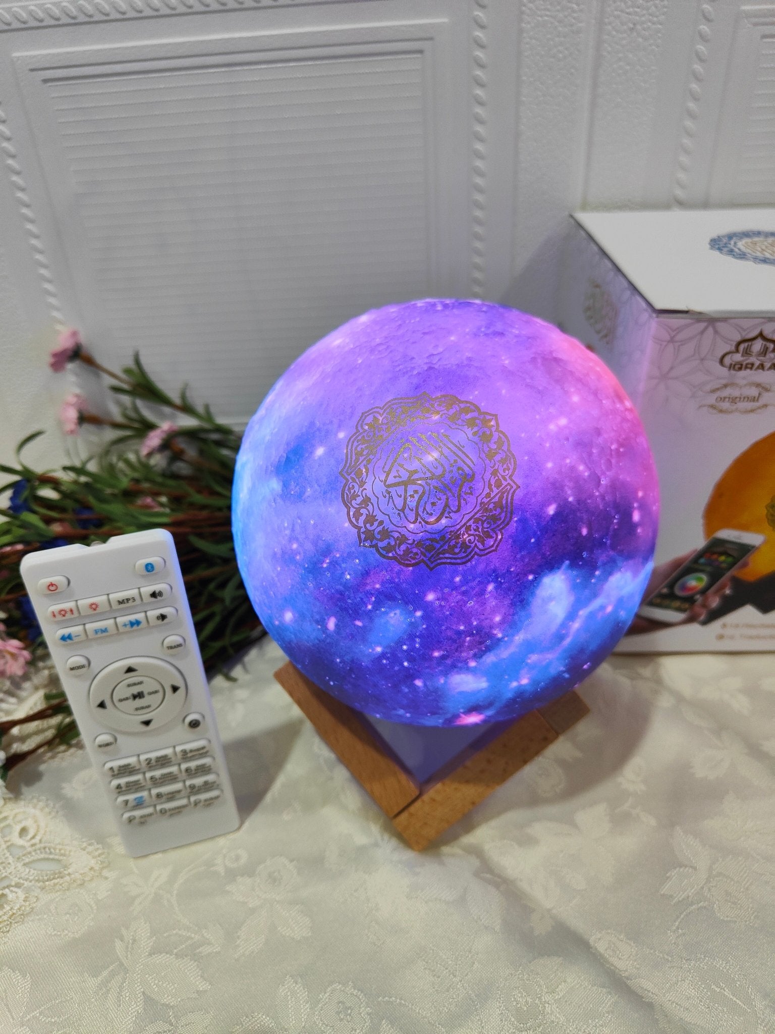 Wireless Quran Bluetooth Moonlamp Speaker, Galaxy SQ-530, with App Control & Remote Control. Beautiful reciters from around the world with translations in many languages including but not limited to English, Urdu, Bangla, French, Persian, Spanish, German and many more!

Sahih Bukhari and Sahih Muslim Ahadith collection. Just plug and play.
